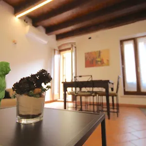 Vr Casa Di Mezzo Appartamento
