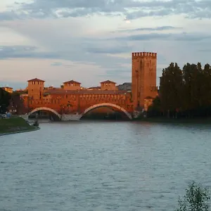Casa Archi - Vista Sul Fiume Appartamento
