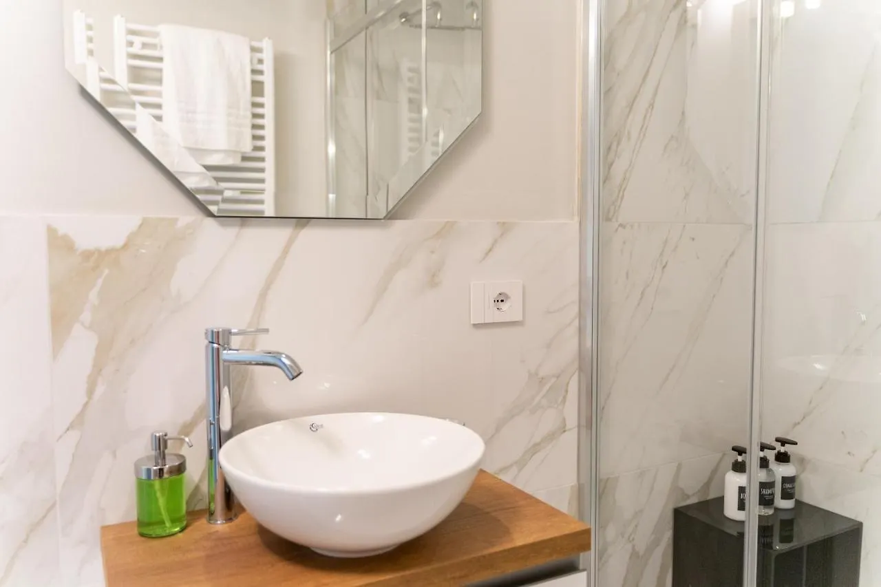 Apartment Homethirtyfour Verona