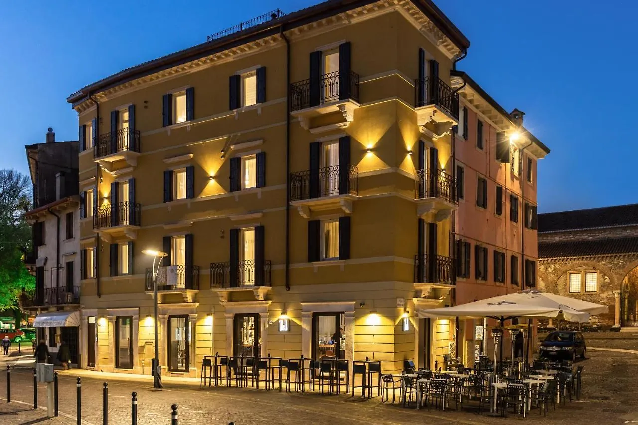 Apartment Homethirtyfour Verona